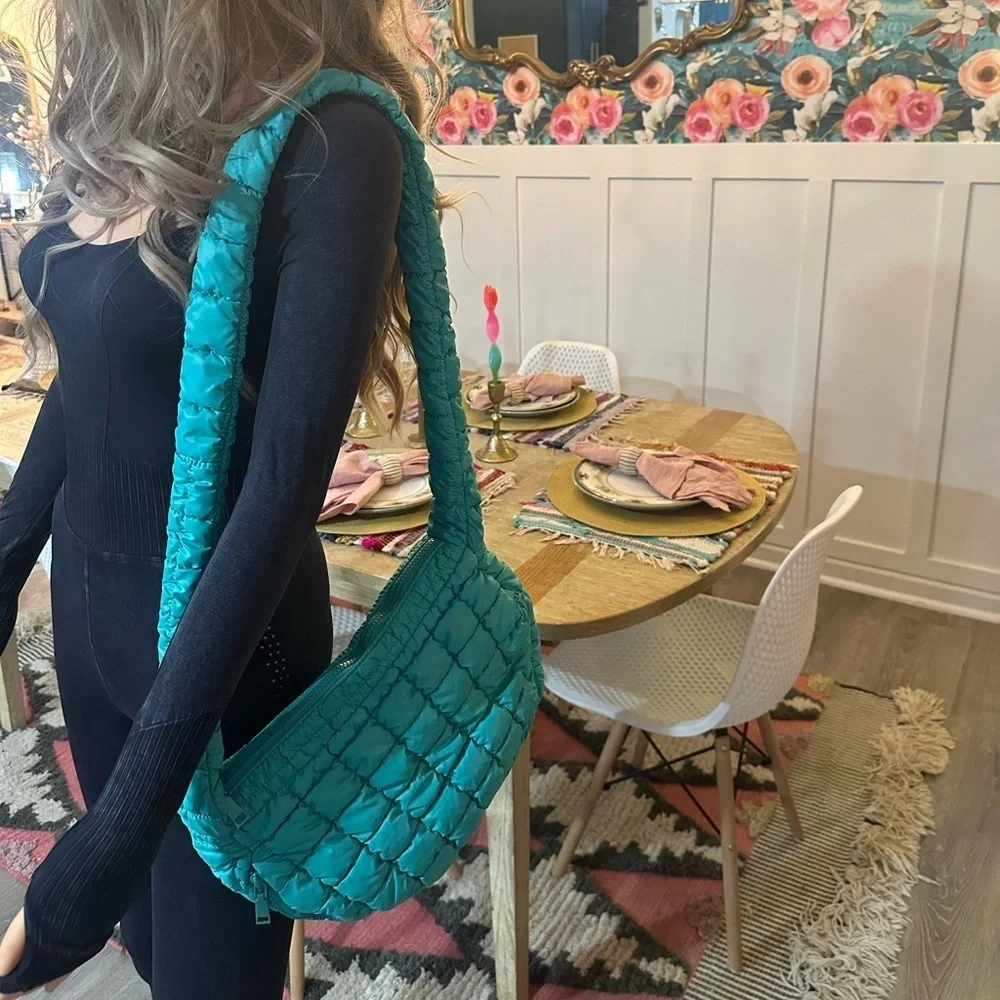 URBAN FIT teal puffer purse - NEW